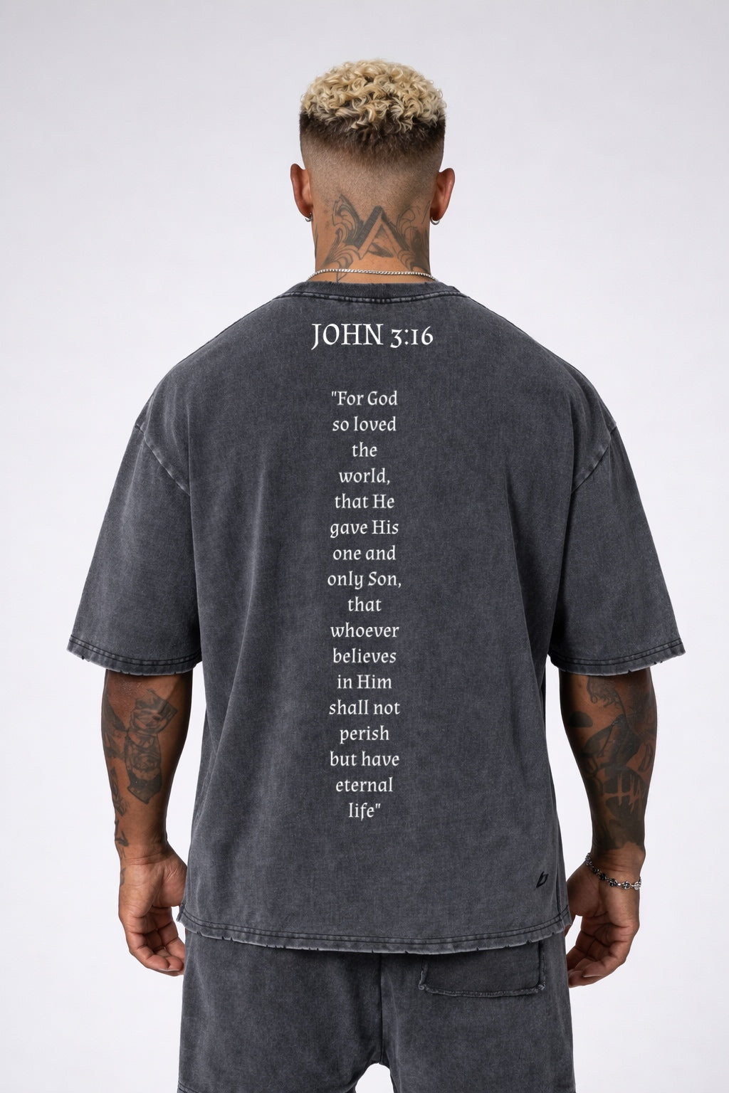 John 3:16 Metal Design